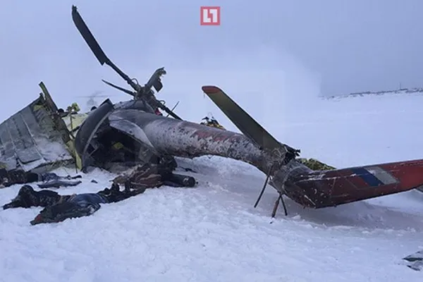 Nou accident aviatic în Rusia. Un elicopter a luat foc în timpul aterizării forțate. Bilanț sumbru