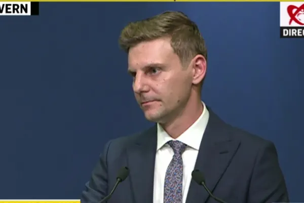 Purtătorul de "tăcere" al Guvernului. "Nu cunosc, nu ştiu, nu am niciun comentariu"