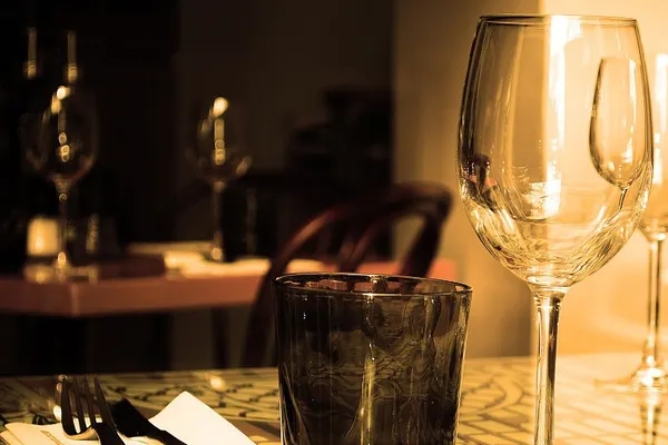 Trei alimente pe care să nu le comanzi niciodată la restaurant