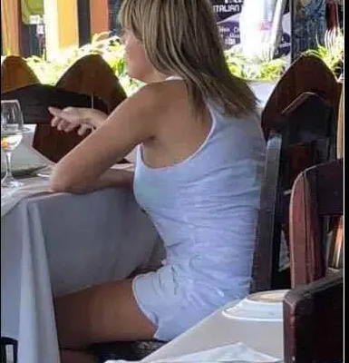 Prima poză cu Elena Udrea gravidă