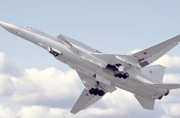 Rusia trimite avioane militare în zona Polului Nord, unde au loc exerciţii organizate de SUA