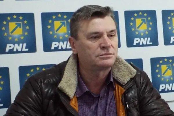 Iniţiatorul legii pentru pensiile speciale, declaraţii halucinante: Retrag semnătura, dar tot votez!