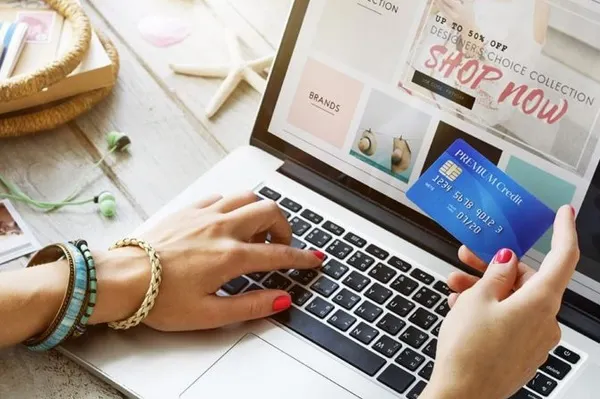 Lista neagră a magazinelor online. Guvernul, cu ochii pe comercianţi