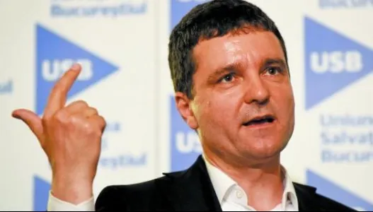 Nicușor Dan, dat afară de la ședința Consiliului General al Capitalei
