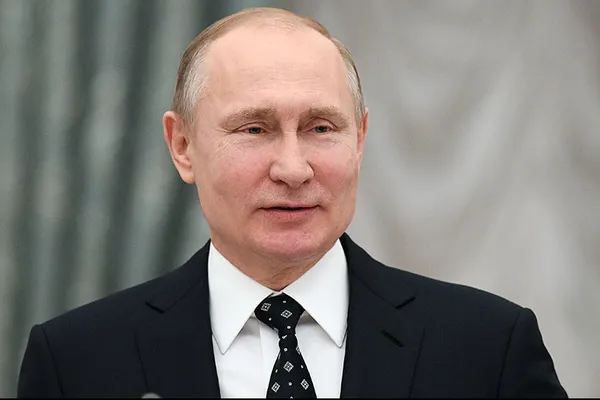 Emmanuel Macron, poziţie de forţă în faţa lui Vladimir Putin