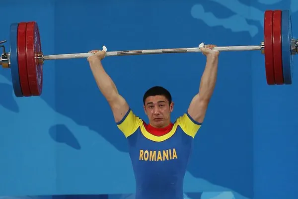 Răzvan Martin a câştigat medalia de aur la Campionatele Europene de haltere