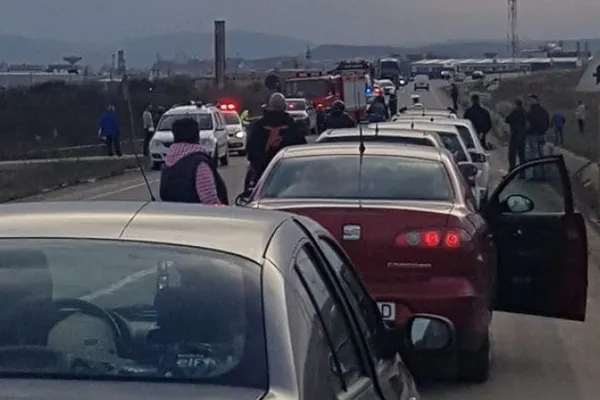 Accident grav la Cluj. Doi tineri au murit din cauza unui șofer băut, care a intrat pe contrasens