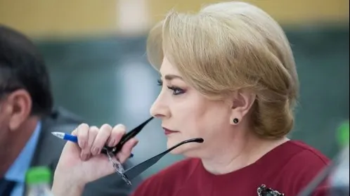 Dăncilă îi linişteşte pe pensionarii PSD:"Nu demisionez. Când iei note bune, trebuie să fii premiat"