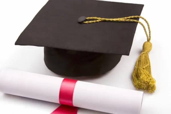 ALDE cere Guvernului să reconsidere poziţia privind scăderea numărului de locuri în universităţi