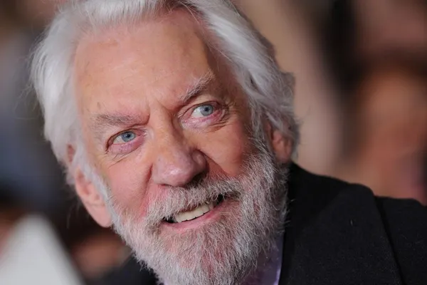 Actorul Donald Sutherland, accidentat la un hotel din Bucureşti