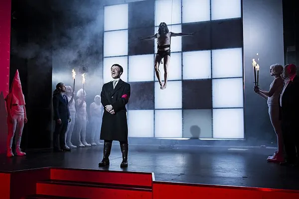 Scandal de ziua lui Hitler, decizia luată de un teatru a şocat Germania