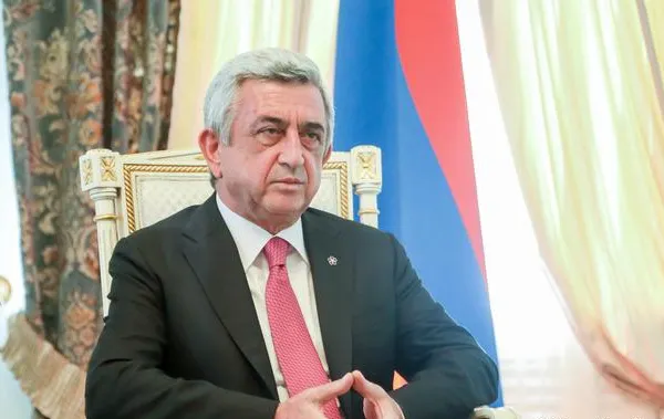 Revolta din Armenia și demisia premierului reprezintă o lovitură pentru Rusia