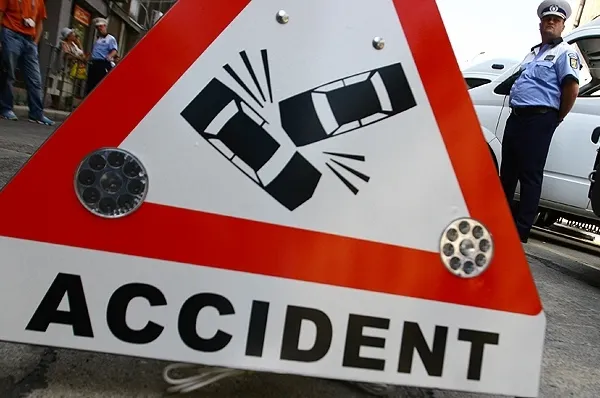 Accident cumplit. Doi decedați, iar altă persoană se zbate între viață și moarte