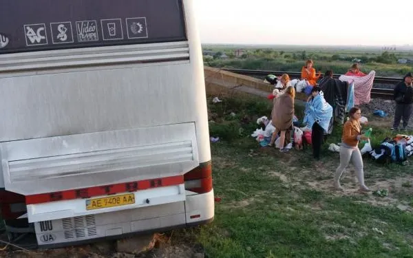 Accident grav între un autocar din Ucraina și un autoturism, între Brăila și Galați. 8 răniți