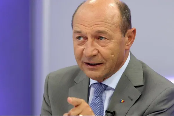 Traian Băsescu o apără din nou pe Elena Udrea: Azi, e singura condamnată