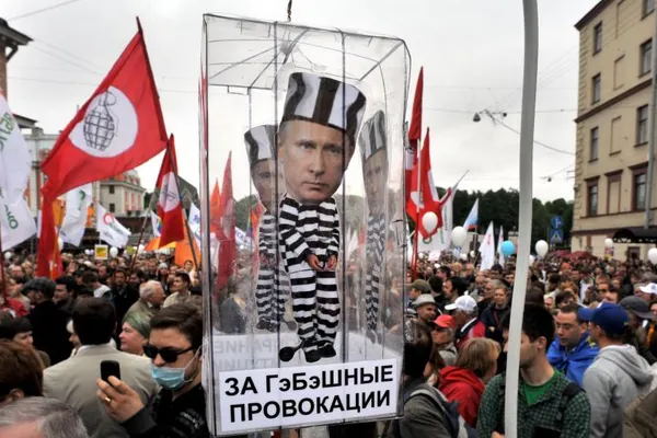 Rusia. Proteste anti-Putin. Protestari reţinuţi