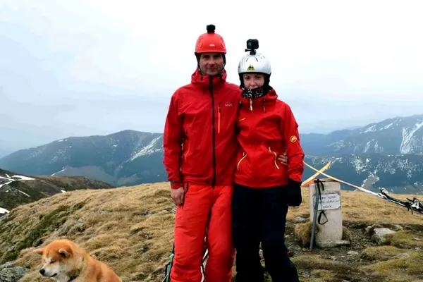 Trupul salvamontistului surprins de avalanşă pe 1 decembrie în Munţii Călimani, găsit după 6 luni