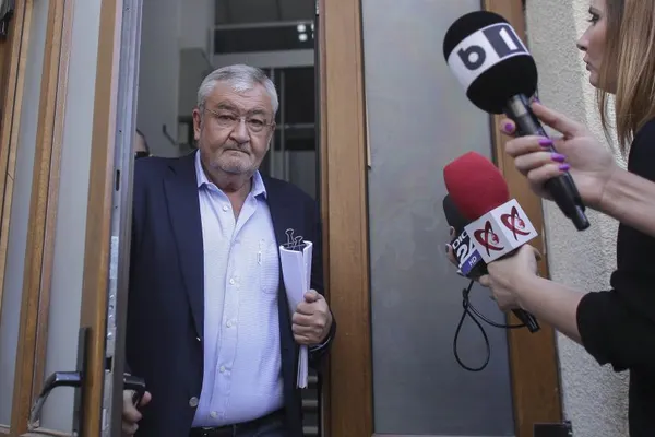 Sebastian Vlădescu şi-a acoperit cauţiunea de un milion de euro cu lingouri de aur