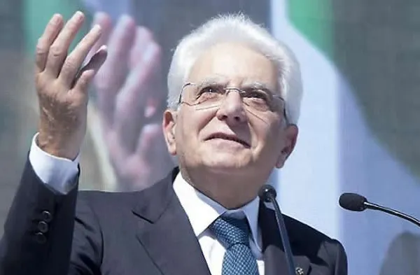 Criza politică din Italia se adâncește. Se cere judecarea președintelui Matarella