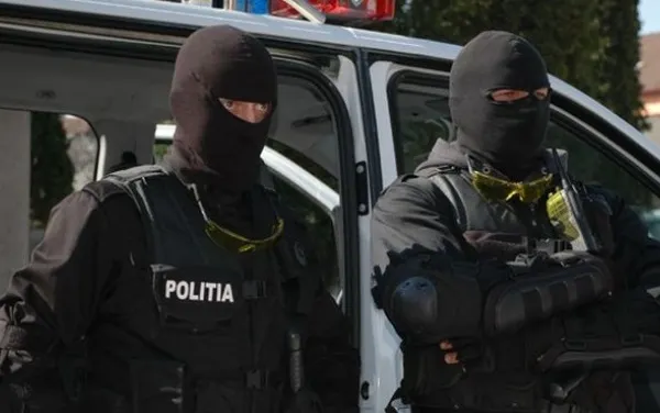 Percheziţii în Germania şi Bucureşti într-un dosar de înșelăciune. Prejudiciu de 400.000 de euro - VIDEO