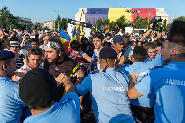 Protestele din România, în presa internaţională. "Au arestat un jurnalist german"