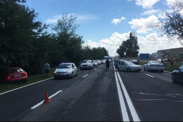 Grav accident de circulație la intrarea din 23 August