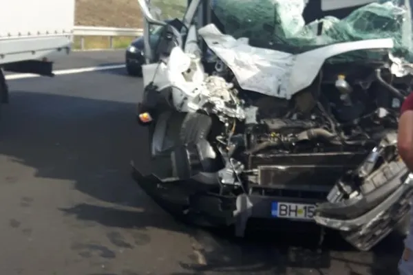 Accident pe autostrada Sibiu – Orăștie. Circulația, îngreunată