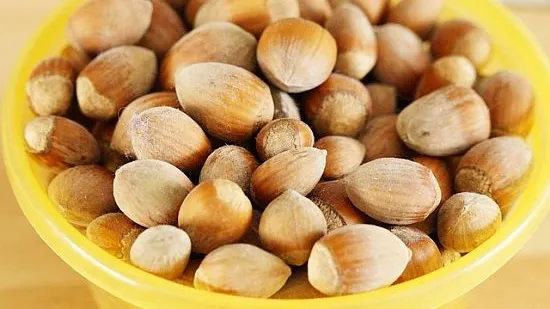 Alimentele minune care te menţin tânără. Cum trebuie să le consumi