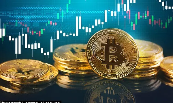 Bitcoin, în cădere liberă. Criptomoneda a scăzut dramatic. Prețul aurului a explodat