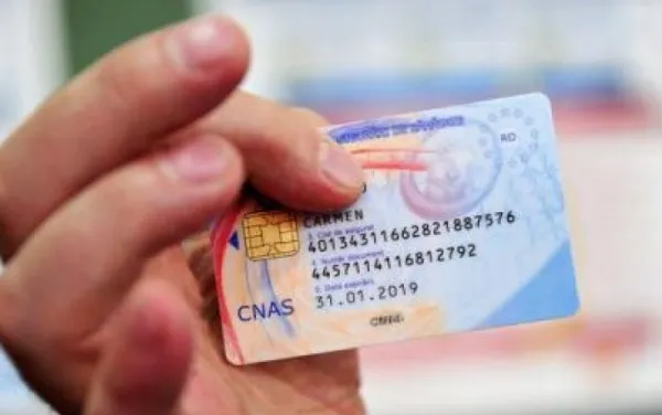 Cardul de sănătate în pană, la CNAS nimeni nu oferă explicaţii