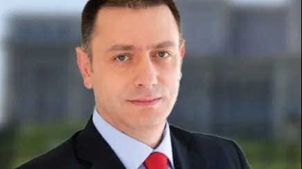 Avion prăbuşit la Bacău: Anunţul de ultimă oră făcut de ministrul Apărării, Mihai Fifor