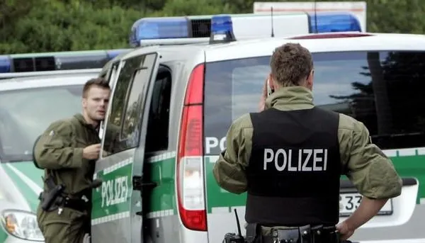 Alertă! Pachet suspect la un centru comercial din Germania