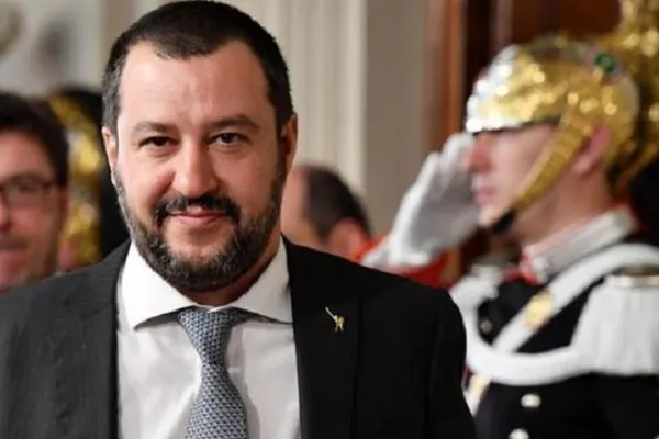 Italia a pornit pe drumul populismului, prima ţintă e Uniunea Europeană