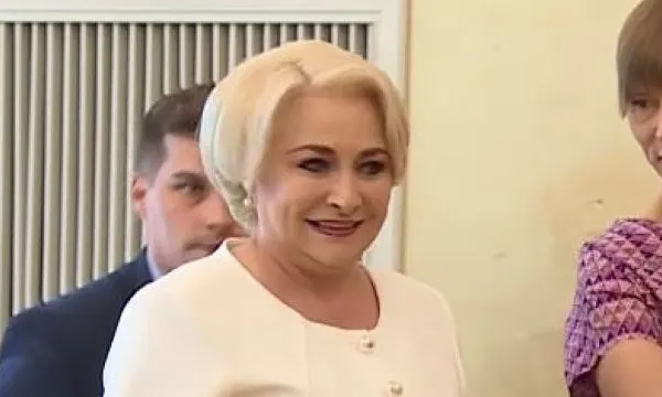Viorica Dăncilă, jignită chiar pe contul de YouTube al Guvernului