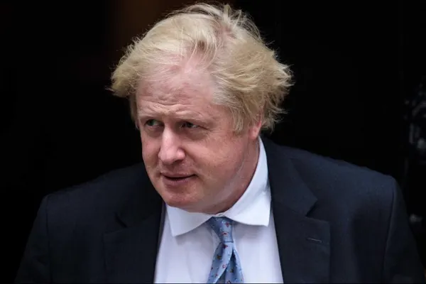 Lovitură dură pentru Theresa May. Ministrul de Externe Boris Johnson a demisionat din guvern