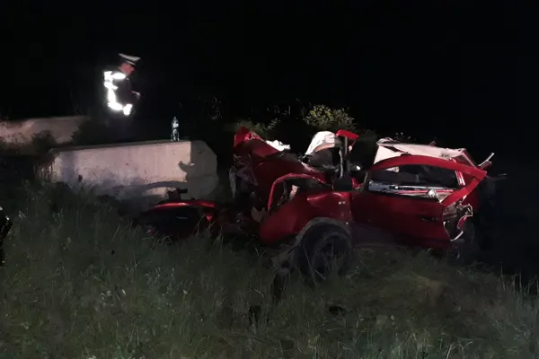 Accident grav lângă Caransebeş: un mort şi trei răniţi