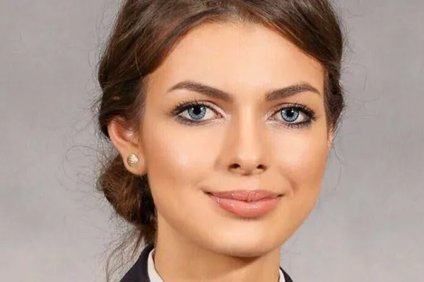 REZULTATE BAC 2018 FINALE, EDU.ro. Ea este Miss Boboc care a luat nota 10 la BACALAUREAT