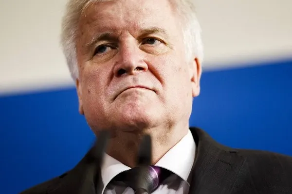 Germania speră să încheie până la sfârşitul lunii un acord cu Italia asupra returnării de migranţi