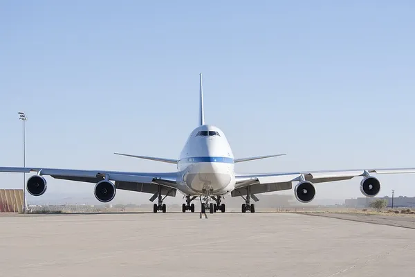 Un avion cu 140 de oameni la bord a aterizat de urgență la Moscova