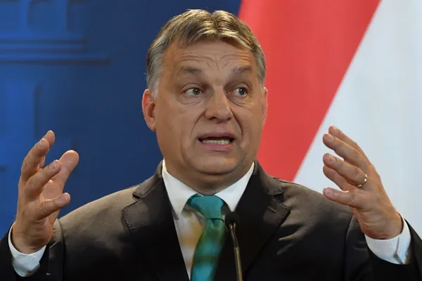 Viktor Orban vine la Universitatea de vară de la Tuşnad, UDMR şi PSD se fac că plouă