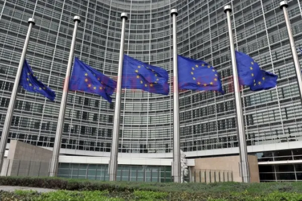 Guvernul vrea să dea în judecată Comisia Europeană
