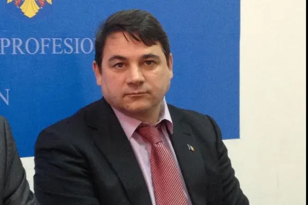 Şeful OPC Covasna, prins beat la volan după un accident
