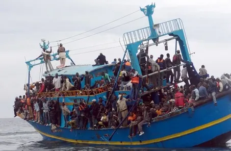 Italia şi Spania au refuzat să primească o navă cu 141 de migranţi din Marea Mediterană