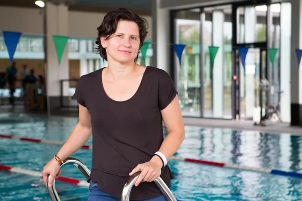 Fosta înotătoare româncă Roxana Mărăcineanu, ministru al Sportului în guvernul Franței
