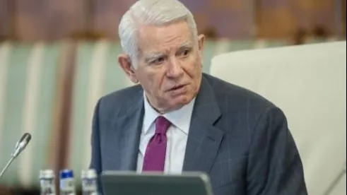 Meleșcanu nu recunoaște guvernul Maia Sandu și vrea alegeri anticipate. Reacția MAE