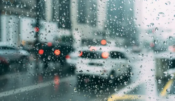 Atenţionare de călătorie: Condiţii meteorologice severe în perioada următoare în Ucraina