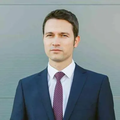 Guvernul, somat să dea ordonanţă de urgenţă pentru alocaţiile copiilor