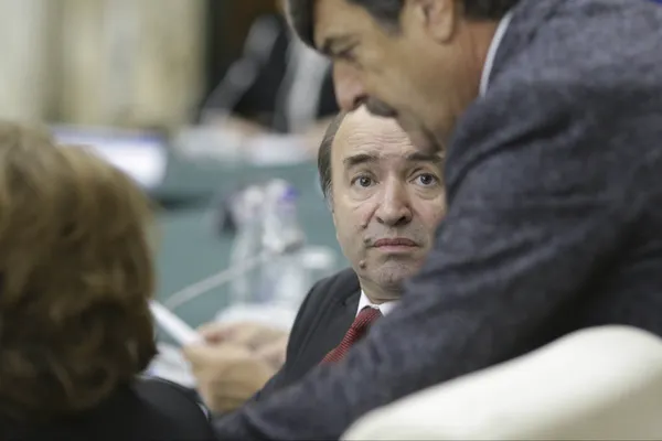 Cine participă la şedinţa de Guvern în care se adoptă OUG pentru legile justiţiei. Numele supriză
