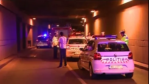 Haos în centrul Capitalei. Circulaţie blocată în Pasajul Unirii, după un accident grav UPDATE