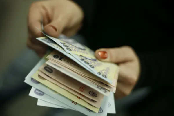 Câte miliarde înghit pensiile speciale din MAI, Apărare și Serviciile secrete